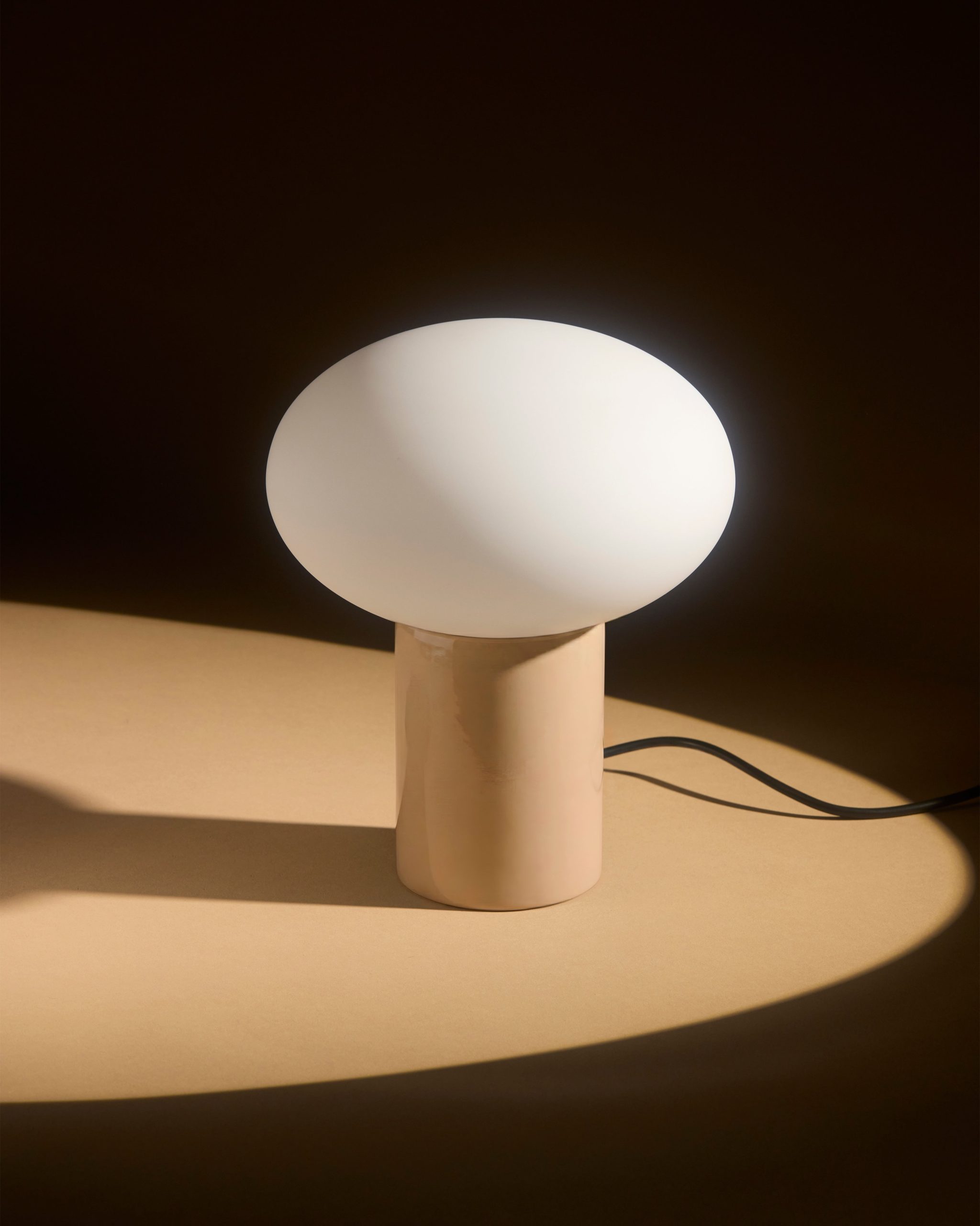 SUBCONSCIOUS_Lamp_8_12_Cream.jpg
